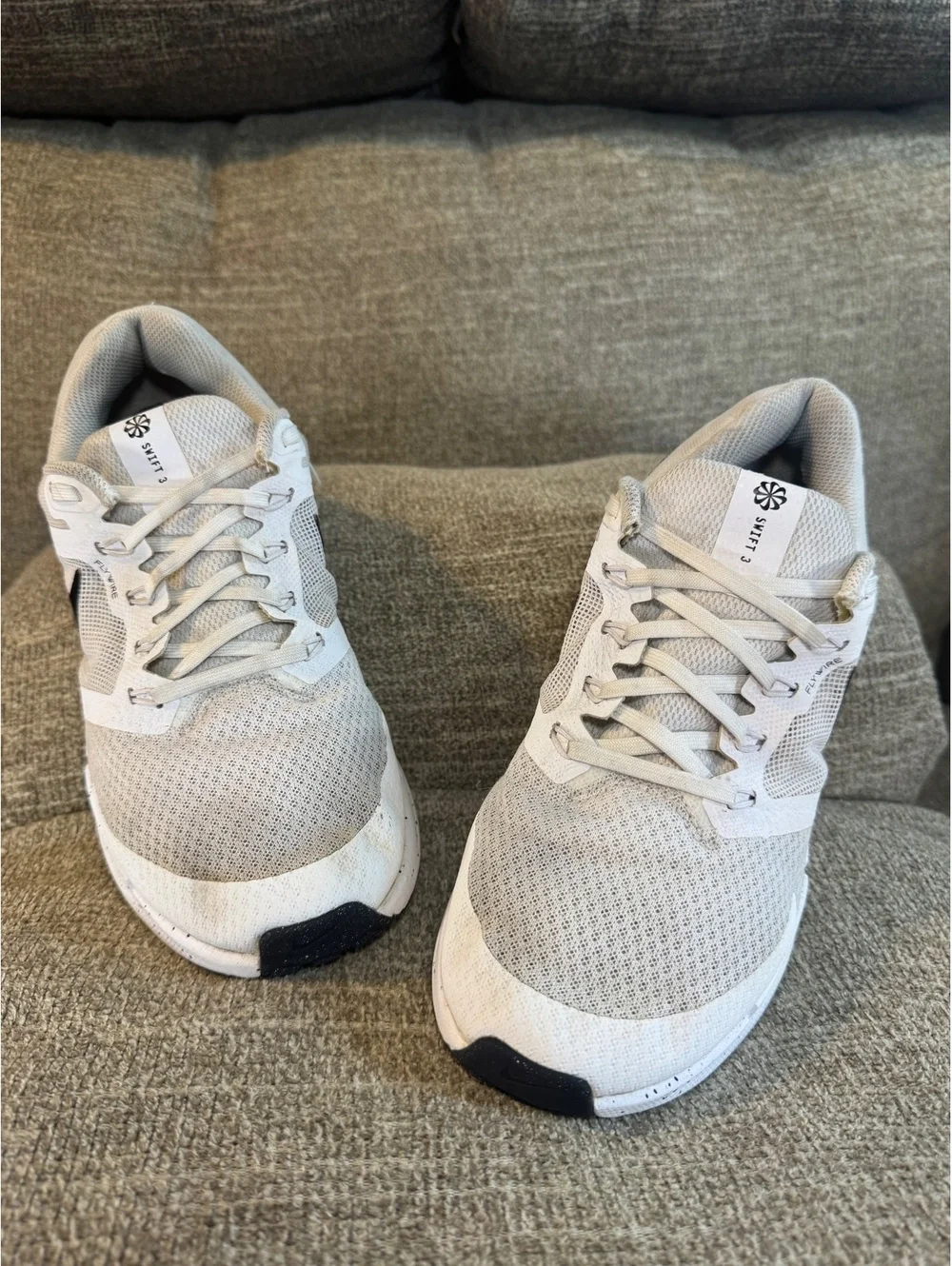 Nike Run Swift 3 Running Shoes White Black Speckled Men's Size 9 IB4370-100